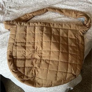 NWT - quilted puffer shoulder bag